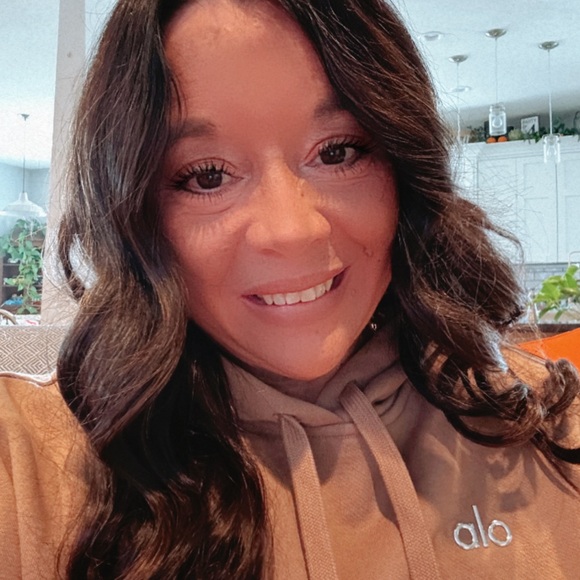 Meet your Posher, Emily - Picture 8 of 10